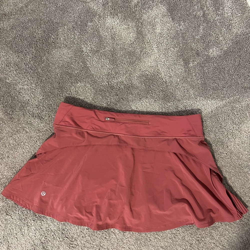 Lululemon Play off the Pleats Skirt, Size 12